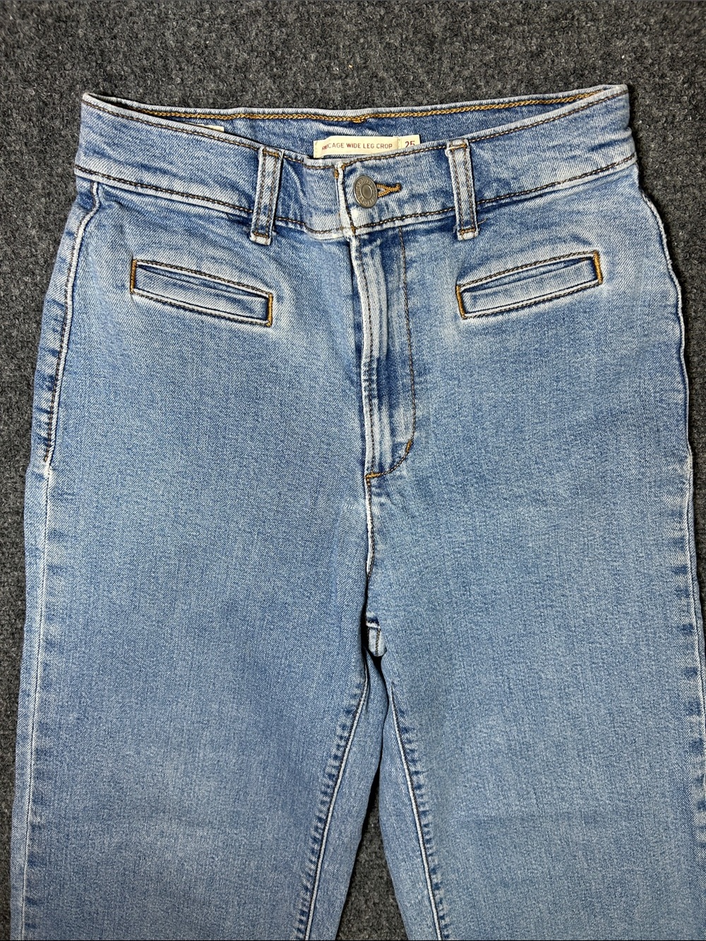 Levi's Ribcage Wide Leg Crop Light Blue Wide-Leg Jeans Women’s 25W x 26L - Picture 5 of 14